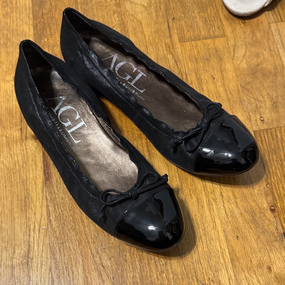 AGL Black Patent Toe Flats